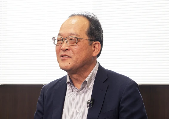 化成品事業部 機能樹脂製品部 営業課長